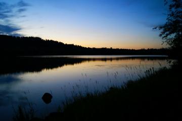 世俱杯赛程-团队沉稳如磐石，个人绚烂如流星，篮球世界的两重奏