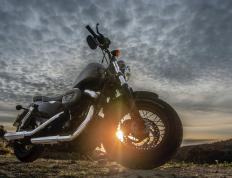 世俱杯赛程-霍勒迪末节三分雨浇灭独行侠，掘金鏖战捍卫高原主场