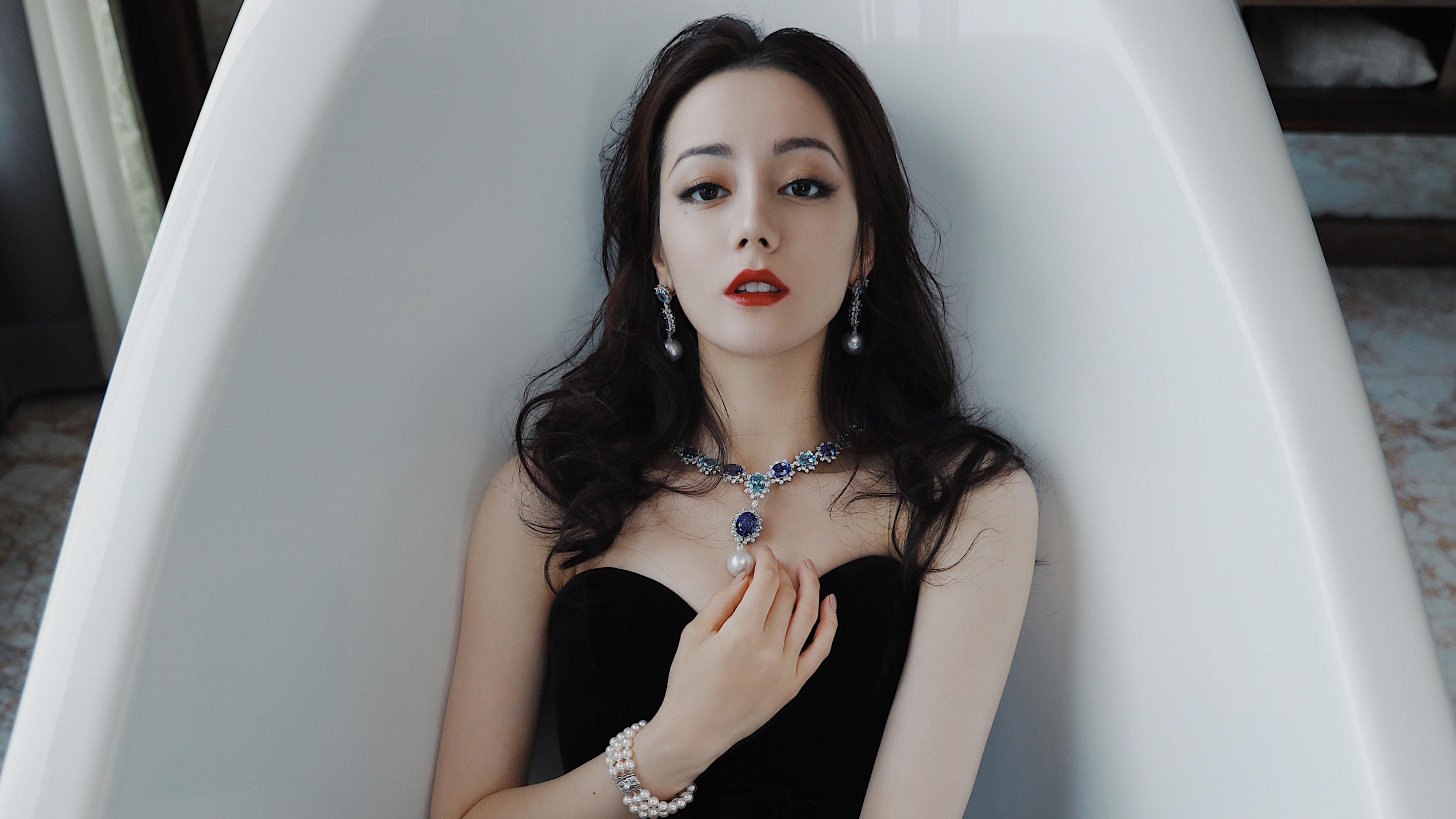 世俱杯直播-跨界双赢！雷霆主场稳擒鹈鹕，哈登惊艳亮相F1迈阿密街道赛